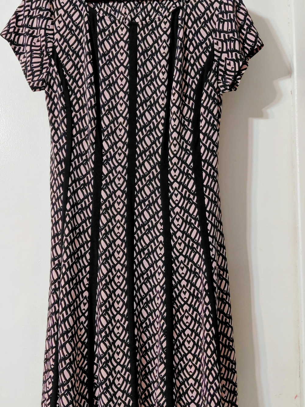 connected apparel Pink and Black Geometric Midi Dress